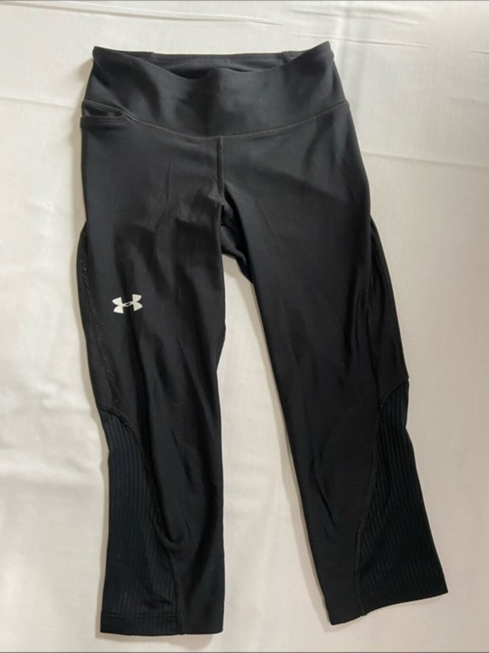 Under Armour Black Compression Capri Leggings Heatgear Women's Small